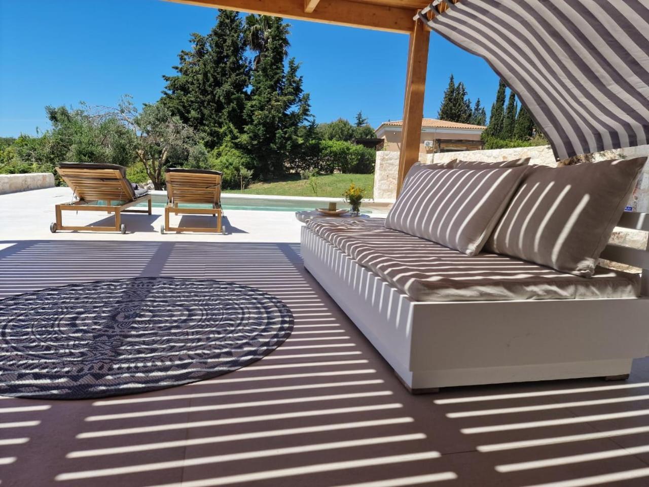 Sunny Villas Klísmata Exteriér fotografie